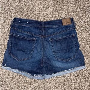 American Eagle Black Ne(X)t Level Stretch midi shorts